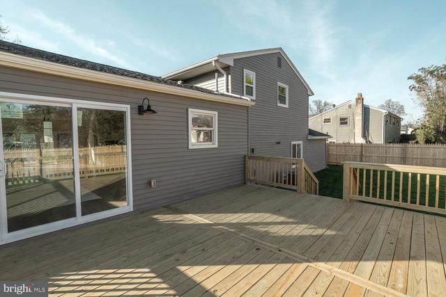 1009 EDGEMOOR RD, Cherry Hill, NJ 08034