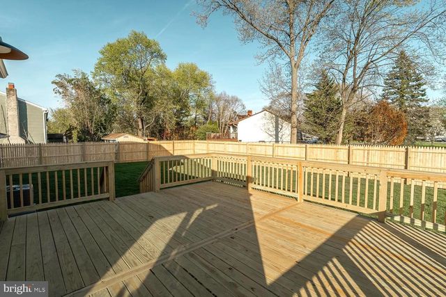 1009 EDGEMOOR RD, Cherry Hill, NJ 08034