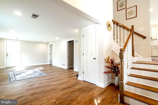 1009 EDGEMOOR RD, Cherry Hill, NJ 08034