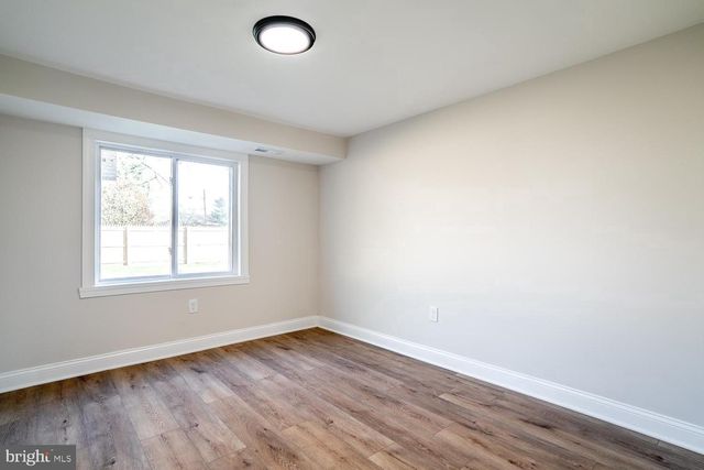 1009 EDGEMOOR RD, Cherry Hill, NJ 08034