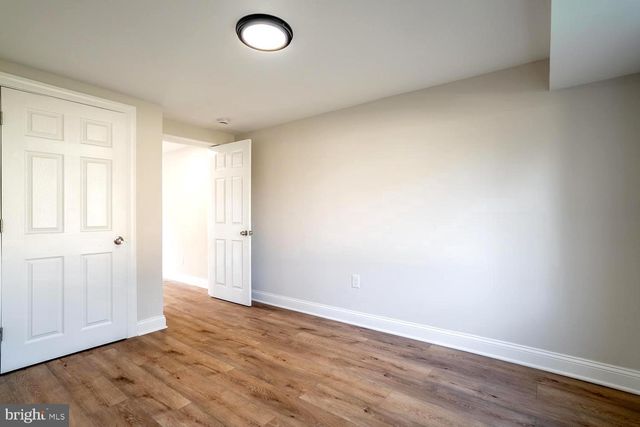 1009 EDGEMOOR RD, Cherry Hill, NJ 08034