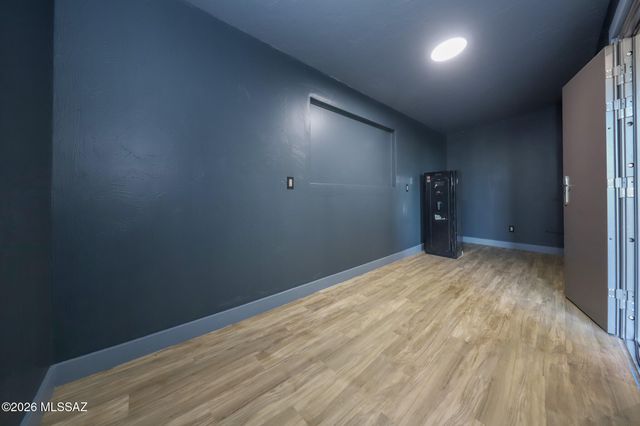 6760 W Ina Road, Tucson, AZ 85743