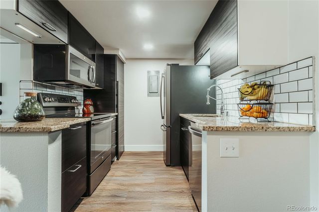 8335 Fairmount Drive 10-108, Denver, CO 80247