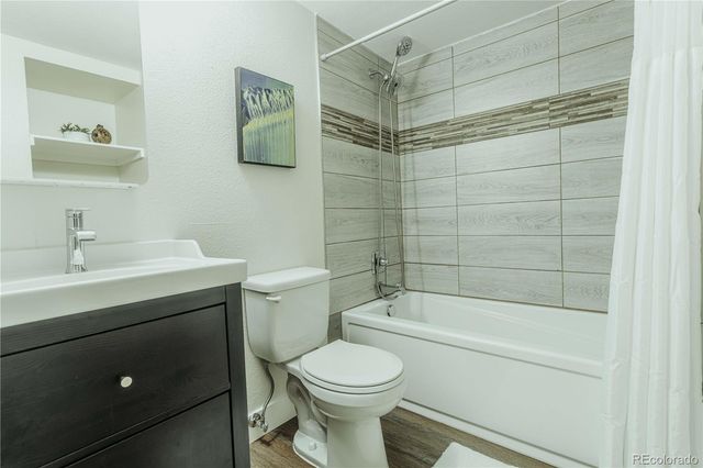8335 Fairmount Drive 10-108, Denver, CO 80247