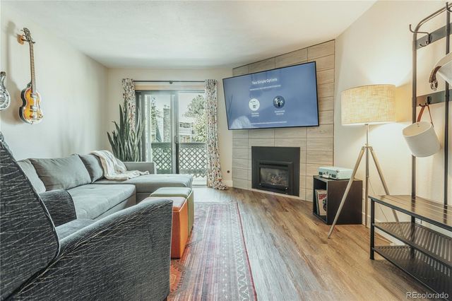 8335 Fairmount Drive 10-108, Denver, CO 80247