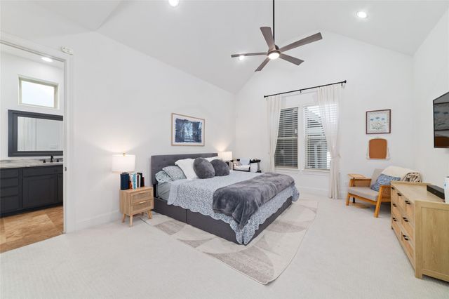 8726 Kempwood Drive, Houston, TX 77080