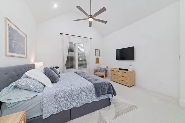 8726 Kempwood Drive, Houston, TX 77080