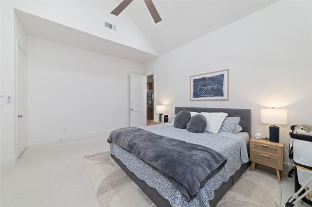 8726 Kempwood Drive, Houston, TX 77080