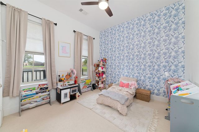 8726 Kempwood Drive, Houston, TX 77080