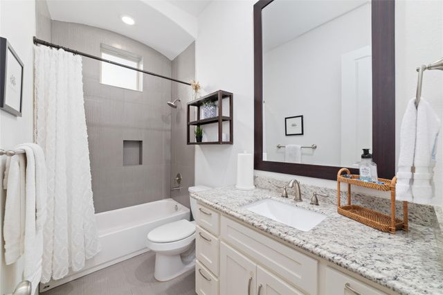 8726 Kempwood Drive, Houston, TX 77080