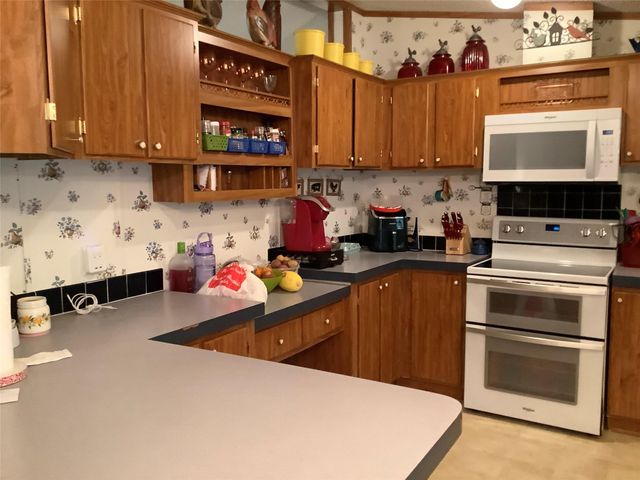 161 Oakdale Drive, Huntsville, TX 77320