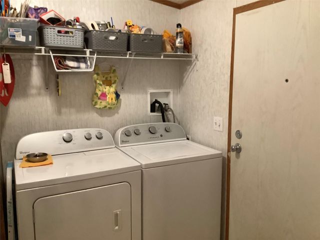 161 Oakdale Drive, Huntsville, TX 77320