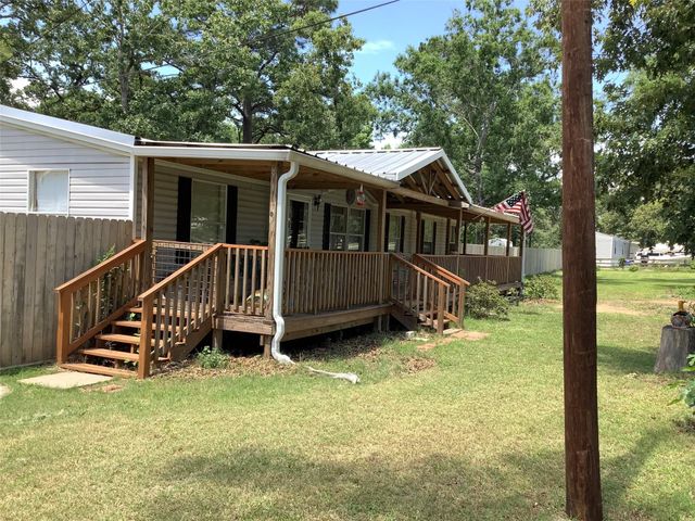 161 Oakdale Drive, Huntsville, TX 77320