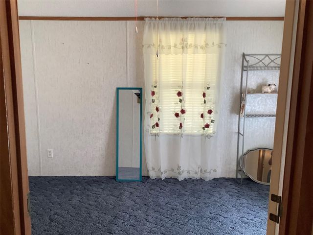 161 Oakdale Drive, Huntsville, TX 77320