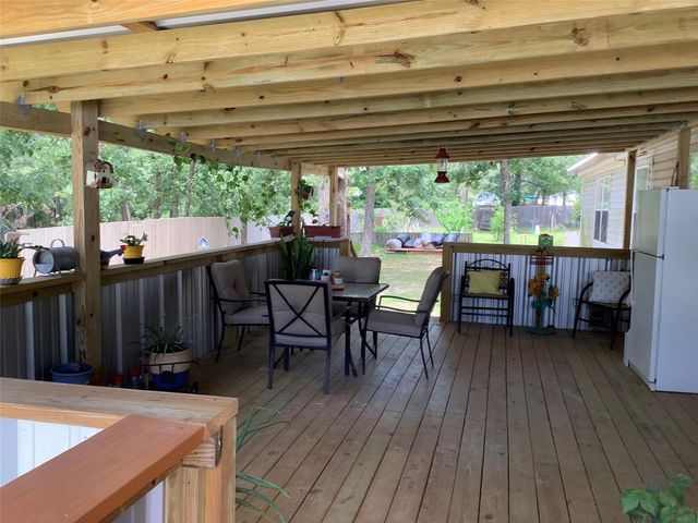 161 Oakdale Drive, Huntsville, TX 77320
