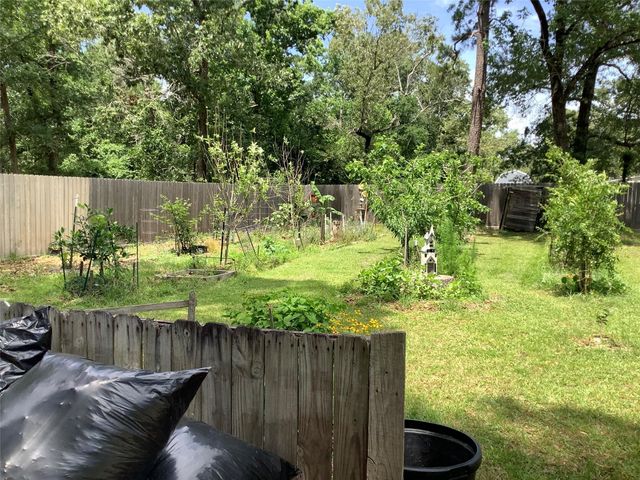 161 Oakdale Drive, Huntsville, TX 77320