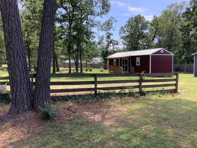 161 Oakdale Drive, Huntsville, TX 77320