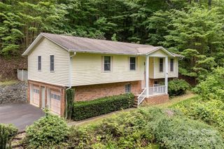 104 Creekstone Lane, Hendersonville, NC 28791