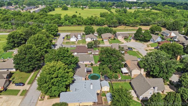 1085 E 138th Street, Glenpool, OK 74033