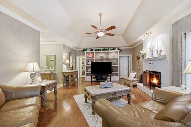 1085 E 138th Street, Glenpool, OK 74033