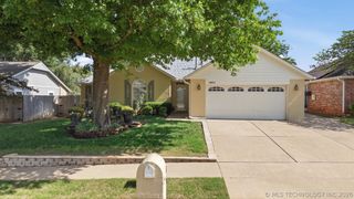 1085 E 138th Street, Glenpool, OK 74033