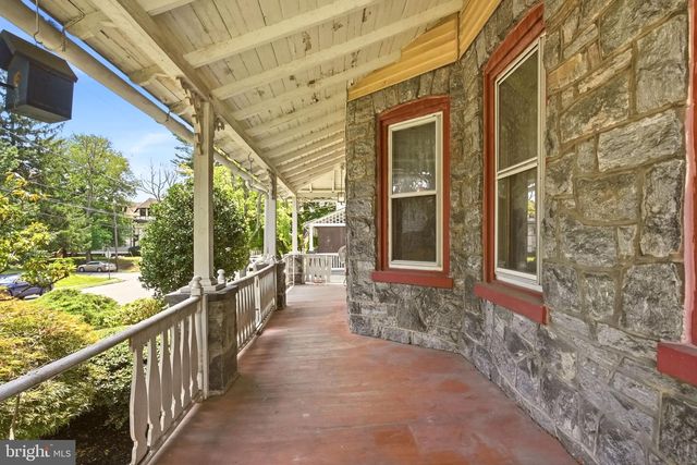 19 W HINCKLEY AVE, Ridley Park, PA 19078