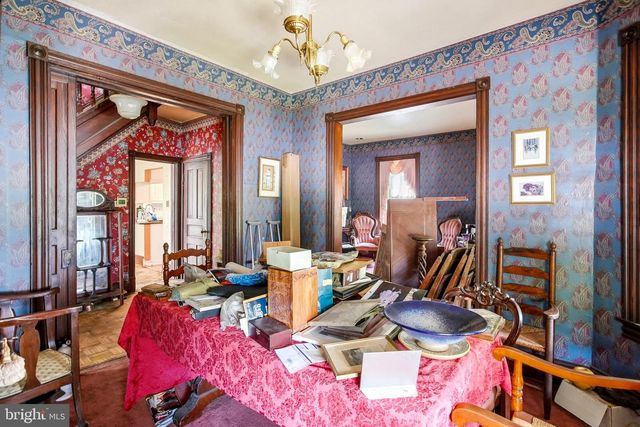 19 W HINCKLEY AVE, Ridley Park, PA 19078
