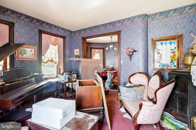 19 W HINCKLEY AVE, Ridley Park, PA 19078