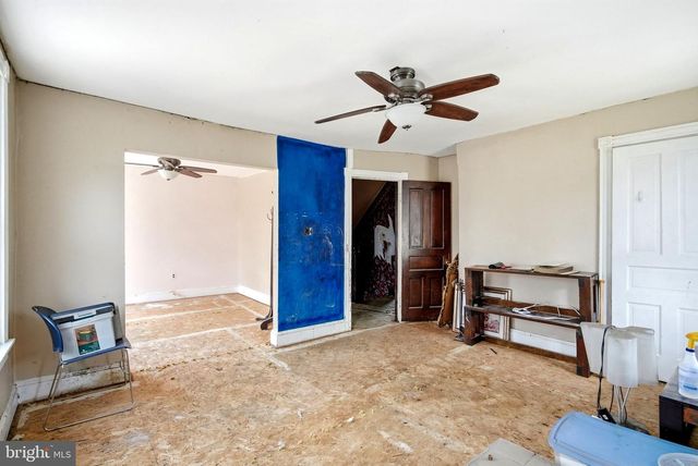 19 W HINCKLEY AVE, Ridley Park, PA 19078