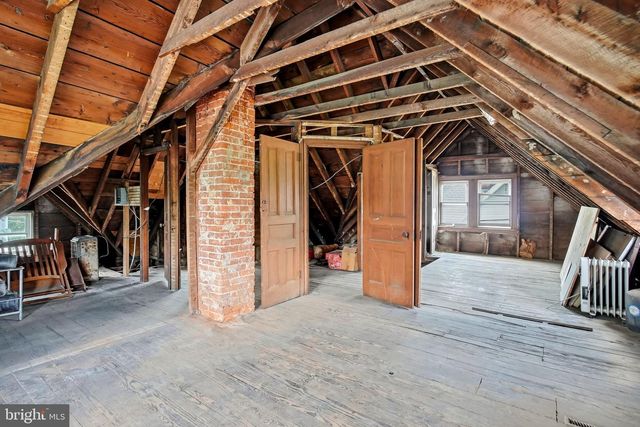 19 W HINCKLEY AVE, Ridley Park, PA 19078
