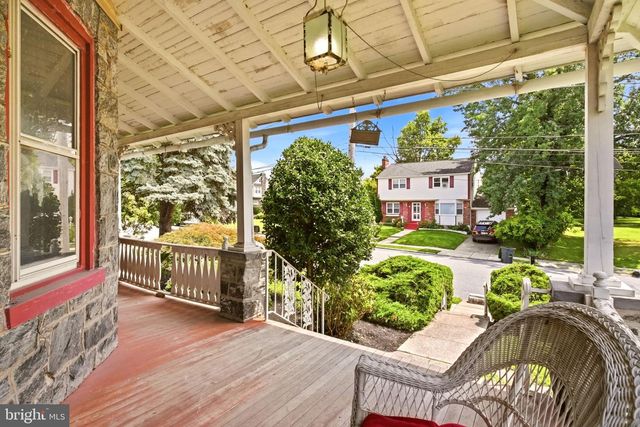 19 W HINCKLEY AVE, Ridley Park, PA 19078