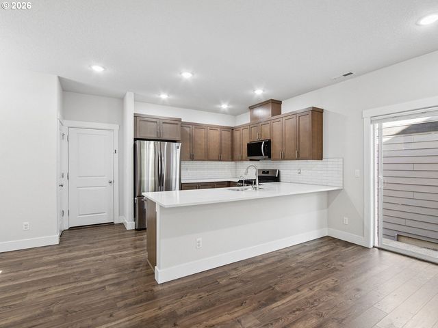 15212 Nw COSMOS St, Portland, OR 97229