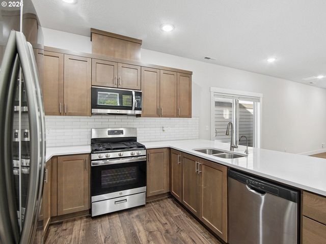 15212 Nw COSMOS St, Portland, OR 97229