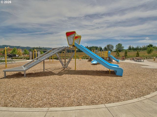 15212 Nw COSMOS St, Portland, OR 97229