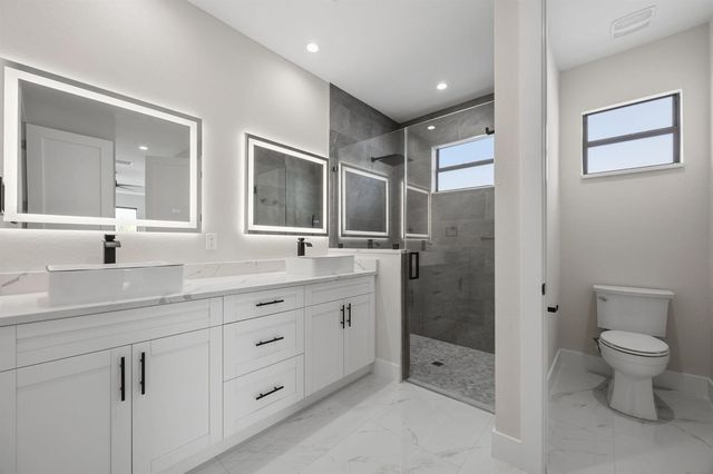 2015 NW 21st Street, Cape Coral, FL 33993
