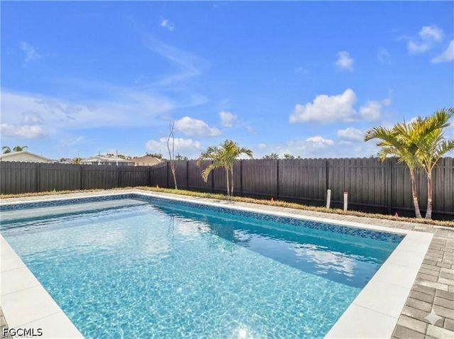 1015 NW 23rd AVE, Cape Coral, FL 33993