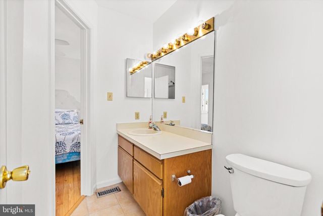 8802 W BISCAYNE DR, Ocean City, MD 21842