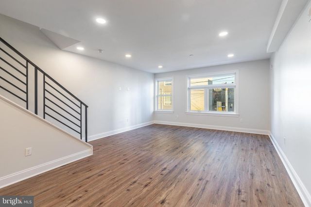 1702 N GRATZ ST, Philadelphia, PA 19121