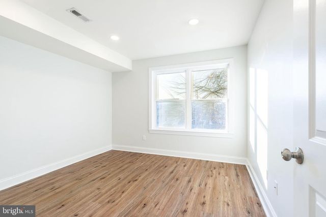 1702 N GRATZ ST, Philadelphia, PA 19121
