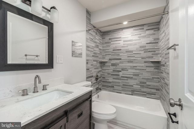1702 N GRATZ ST, Philadelphia, PA 19121