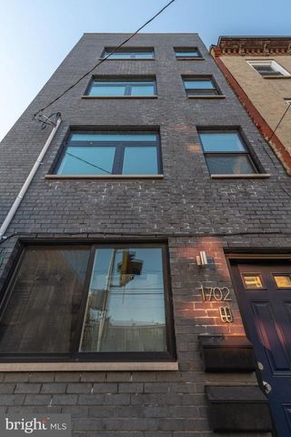 1702 N GRATZ ST, Philadelphia, PA 19121