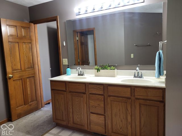 10480 Watkins Drive, Indianapolis, IN 46234