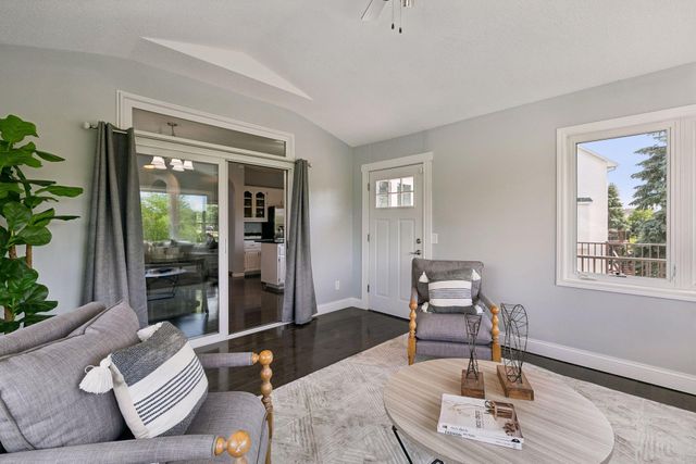 14255 Footbridge Way, Apple Valley, MN 55124