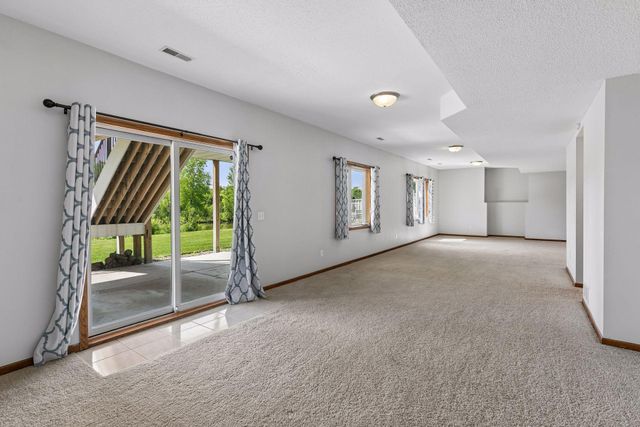 14255 Footbridge Way, Apple Valley, MN 55124