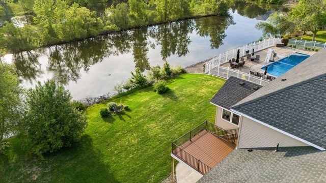 14255 Footbridge Way, Apple Valley, MN 55124