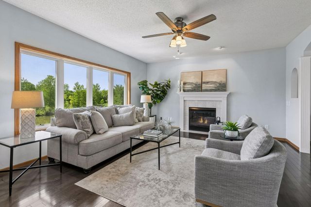 14255 Footbridge Way, Apple Valley, MN 55124