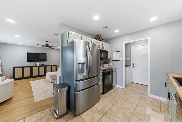 2220 Rainbow Drive, Conway, AR 72032