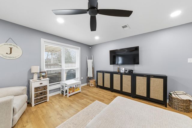 2220 Rainbow Drive, Conway, AR 72032