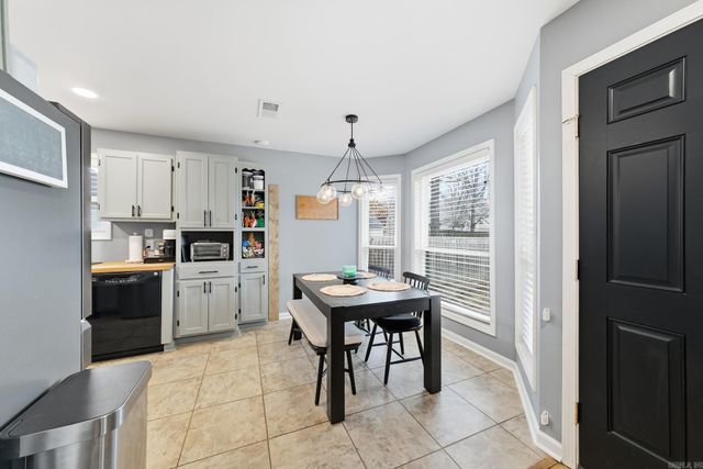 2220 Rainbow Drive, Conway, AR 72032