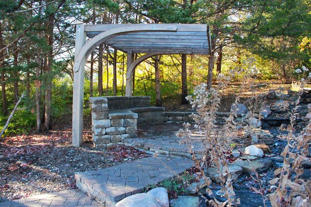 4837 Rockridge Ct., Manhattan, KS 66503